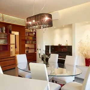 https://vatican-luxury-penthouse-with-terrace.it-romehotels.com