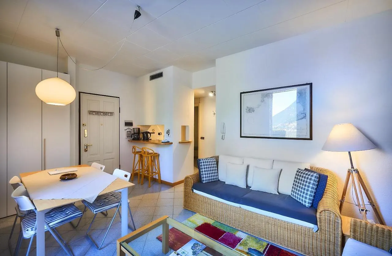 Casa Garden Apartment Varenna Italy